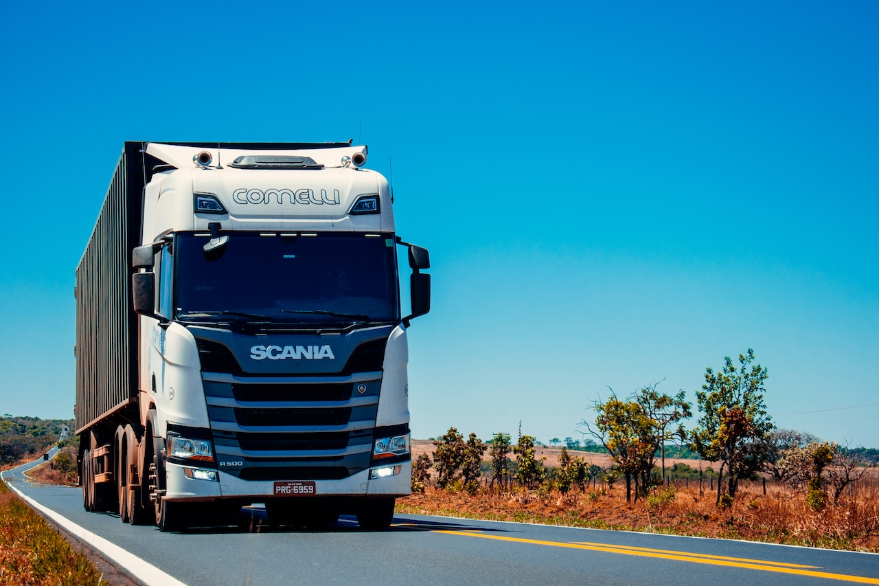 wymiary i masy samochodów ciężarowych w transporcie towarowym